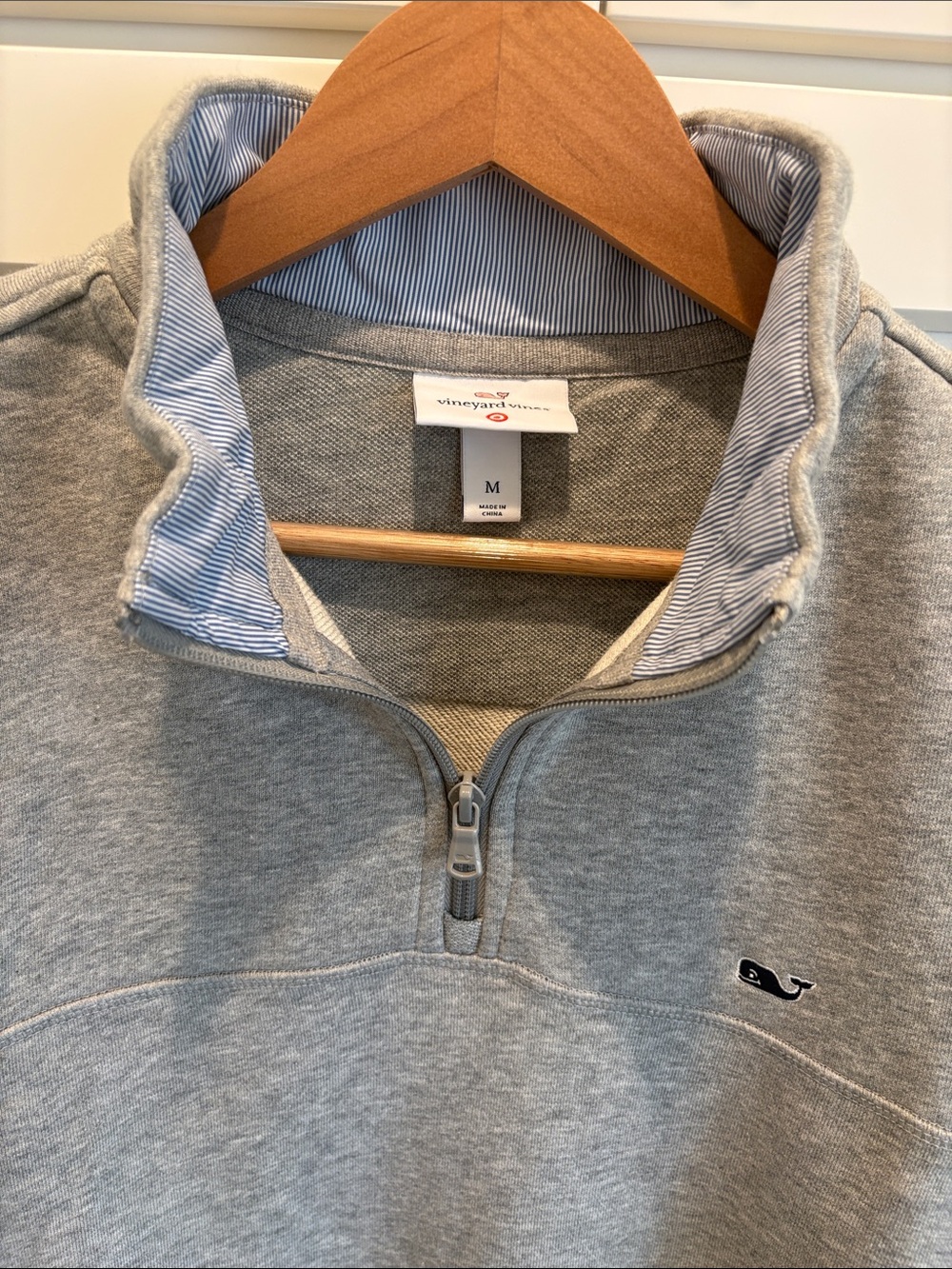 Vineyard Vines Gray Men's Quarter-Zip Sweater with Striped Collar